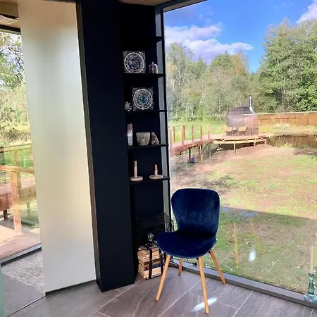 Riverbed Oeoed Mirror House And Iglucraft Sauna By River * Kanakula