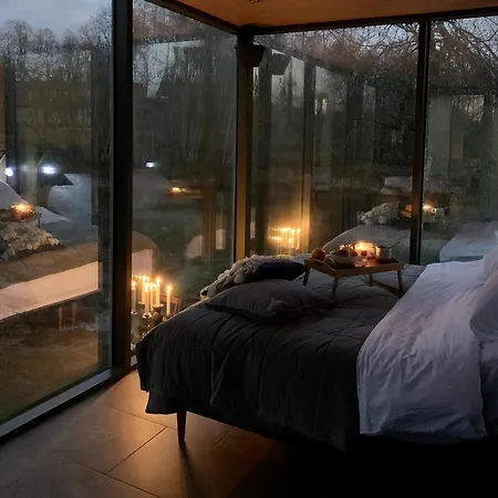 Hotel Riverbed Oeoed Mirror House And Iglucraft Sauna By River Kanakula